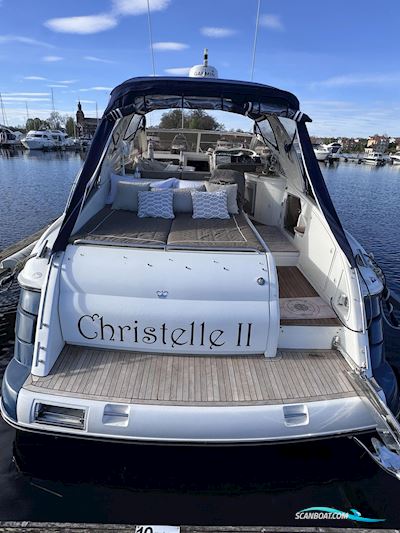 Princess V42 Motorbåd 2002, med 2 st Kad 44 motor, Sverige