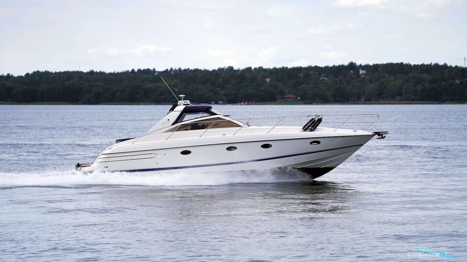 Princess V42 Motorbåd 2004, med Volvo Penta D6-310 motor, Sverige