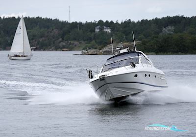 Princess V42 Motorbåd 2004, med Volvo Penta D6-310 motor, Sverige