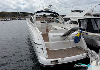 Princess V42 Motorbåd 2001, med Volvo Penta KAD300 motor, Sverige
