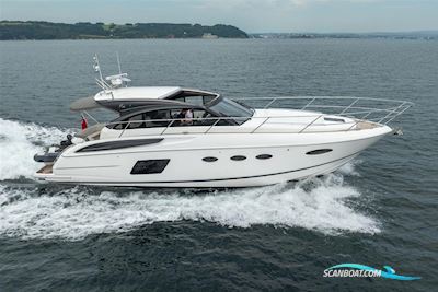 Princess V48 Motorbåd 2016, med 2 x Volvo Ips 600 motor, England