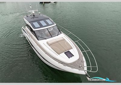 Princess V50 Motorbåd 2021, med 2 x Volvo Ips 650 motor, England