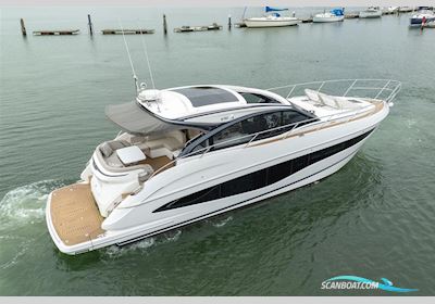 Princess V50 Motorbåd 2024, med 2 x Volvo Ips 650 motor, England