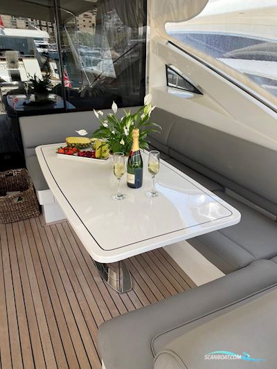 Princess V70 Motorbåd 2005, med 2 x MTU V10
 motor, Spanien