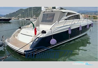 Princess Yachts V 58 Motorbåd 2004, med Man D 2840 LE 403 motor, Italien