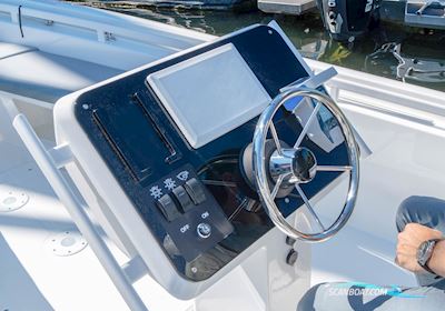 Q Yachts, Q24 Club Motorbåd 2022, med Epropulsion Navy 6.0 Electric Engine motor, Finland