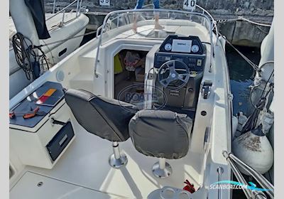 Quicksilver  755 Sundeck Motorbåd 2018, med Mercury  motor, Frankrig