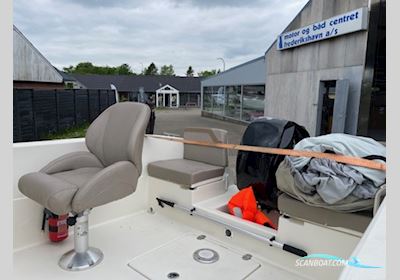 Quicksilver 455 Cabin Med Brenderup Trailer Samt NY Mercury F60 Efi Elpt Motorbåd 2016, med Mercury motor, Danmark