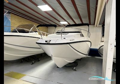 Quicksilver 555 Cabin m/100 hk & Udstyr Komplet Flexiteek Motorbåd 2024, Danmark