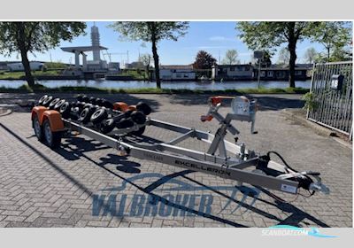 Quicksilver 755 Cruiser Motorbåd 2021, med Mercury F225 V6 motor, Italien