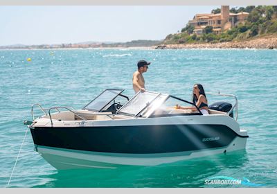 Quicksilver Activ 555 Bowrider med F100 Mercury-EFI 4 takt 2,1L - TOP-UDSTYRET Motorbåd 2025, Danmark