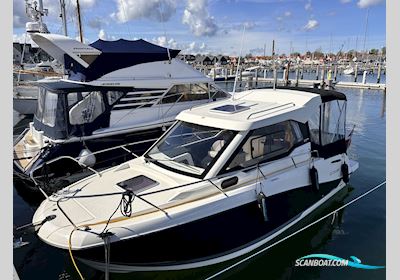 Quicksilver Active Weekend 675 Motorbåd 2021, med Mercury 200 med rustfri skrue V6 XL motor, Danmark