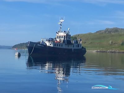ROYAL NAVY CONVERTED CLOVELLY CLASS Motorbåd 1970, med Lister Blackstone motor, England