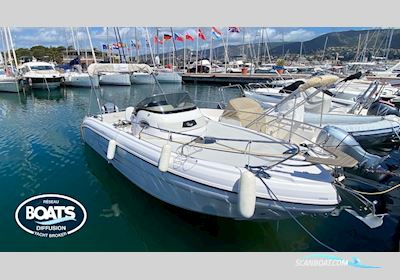 Ranieri 24 Shadow Motorbåd 2015, med Evinrude motor, Frankrig