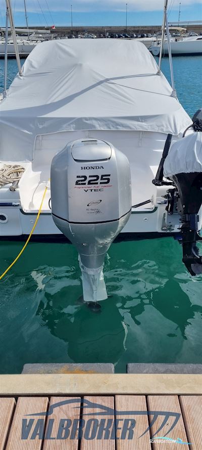 Ranieri Cantiere Sea Lady 23 Motorbåd 2008, med Honda BF225A6 XU motor, Italien