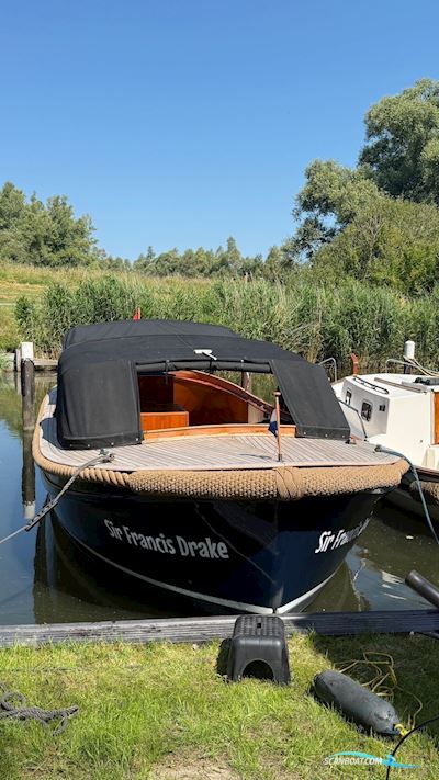 Reddingssloep 8.00 Motorbåd 1981, med Lister Petter motor, Holland