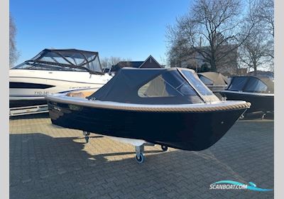 Reest Sloep 520 Classic Motorbåd 2025, med Suzuki DF 9.9 BRL met 6 jaar garantie! motor, Holland