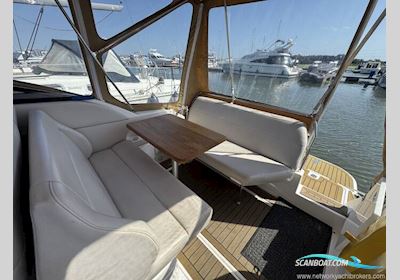 Regal 2665 Commodore Motorbåd 2007, med Mercruiser motor, England
