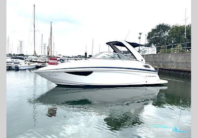 Regal 28 Express Motorbåd 2014, med Mercruiser motor, England