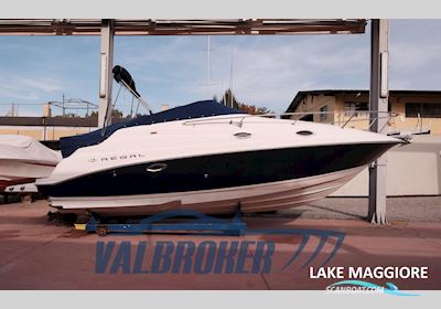 Regal Marine Commodore 2665 Motorbåd 2002, med Mercruiser Mcm MX 6,2 Mpi Bravo Iii motor, Italien