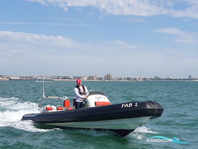 Ribeye 785 S Rib Motorbåd 2004, med Evinrude motor, England