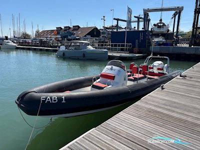 Ribeye 785 S Rib Motorbåd 2004, med Evinrude motor, England