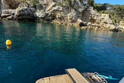 Riva Tropicana 43 Motorbåd 1989, med Twin Cummins V8 V903 425hp Inboard  Direct Drive Engines With 4 Blade Bronze Propellers motor, Spanien