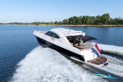 Riviera 4700 Sport Yacht Motorbåd 2007, med Caterpillar 575 pk. motor, Holland