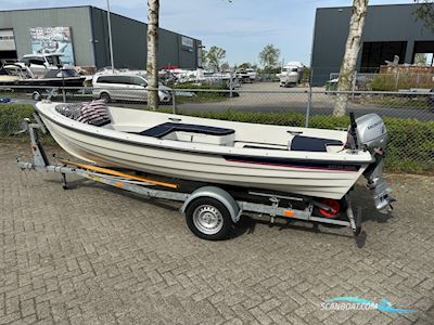 Ryds 460R Motorbåd 2006, Holland