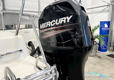 Ryds F528 WA Motorbåd 2016, med Mercury F80 motor, Sverige