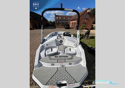 SCARAB 165 ID Motorbåd 2018, med Rotax motor, England