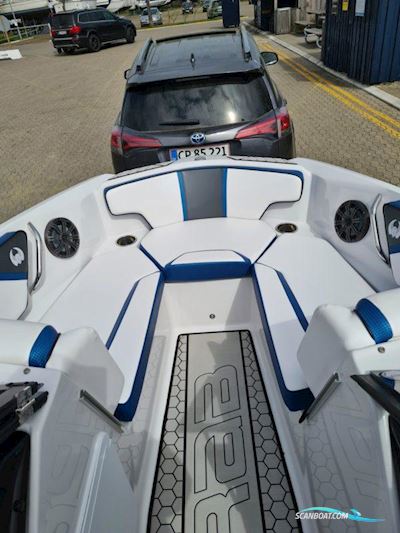SCARAB 195 Wake Edition Motorbåd 2018, med Rotax motor, England