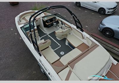 Sea Ray 210SPX Motorbåd 2018, med Mercruiser motor, Holland