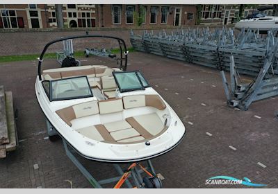 Sea Ray 210SPX Motorbåd 2018, med Mercruiser motor, Holland