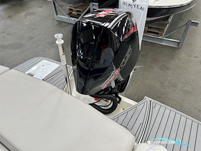 Sea Ray 230 Spx – Nedsat KR. 100.000,- – Reserveret Motorbåd 2021, med Mercury motor, Danmark