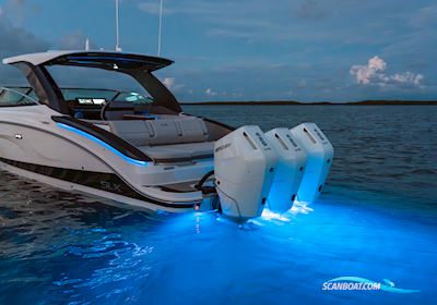 Sea Ray Slx 360 Motorbåd 2026, med  3 x Mercury 425hk Verado V10 Med Joystick, Dts & e-Steering motor, Sverige