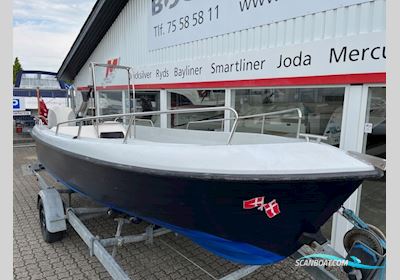 Sealine 530 Styrepultsbåd med 18 hk Mercury 2-takt - Anvisningssalg Motorbåd 2000, med Mercury motor, Danmark