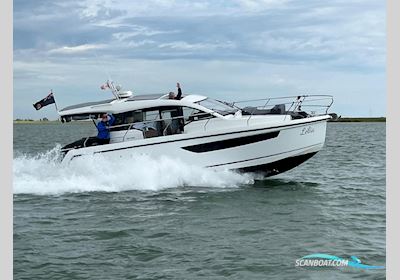 Sealine C330 Motorbåd 2017, med Volvo Penta motor, England