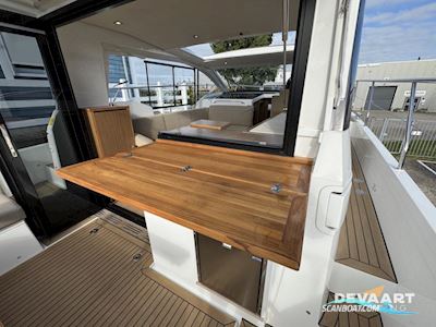 Sealine C335 Motorbåd 2022, med Volvo Penta D3 motor, Holland