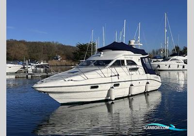 Sealine International F33 Motorbåd 2000, med Volvo KAD32P motor, England