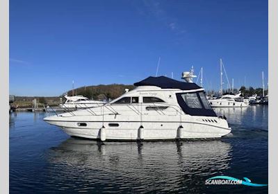 Sealine International F33 Motorbåd 2000, med Volvo KAD32P motor, England