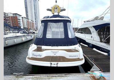 Sealine International F33 Motorbåd 2000, med Volvo Penta motor, England
