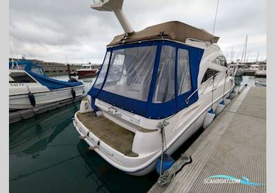 Sealine International F34 Motorbåd 2004, med Volvo TAMD 41B motor, England