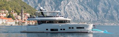 Sirena Yachts Sirena 64 Motorbåd 2020, med Cat C12.9 850hp/650 KW motor, Montenegro