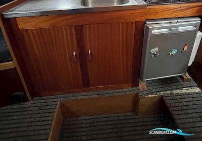 Spitsgatkotter Motorbåd 1984, med Volvo Penta MD 40 motor, Danmark