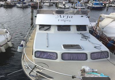 Starlett 34 Fly Motorbåd 1981, med Mercedes Marina motor, Danmark