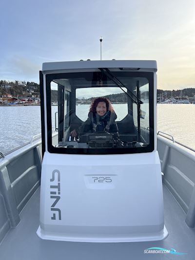 Sting Pro 725 Cabin XL Motorbåd 2024, med Mercury F100 hk motor, Sverige