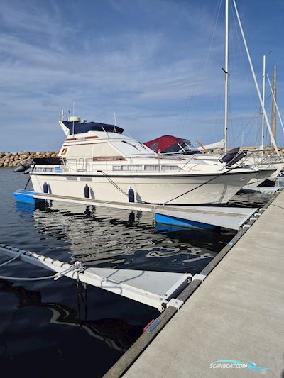 Storebro  Baltic Motorbåd 1985, med Volvo Penta TAMD 61A (2x300 HP) motor, Sverige