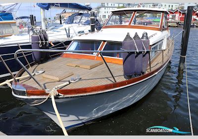 Storebro Royal Cruiser 34 Motorbåd 1975, med Perkins motor, Sverige
