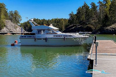 Storebro Royal Cruiser 36 Motorbåd 1988, med Volvo Penta Tamd 61 A (300 hp) x 2 motor, Finland